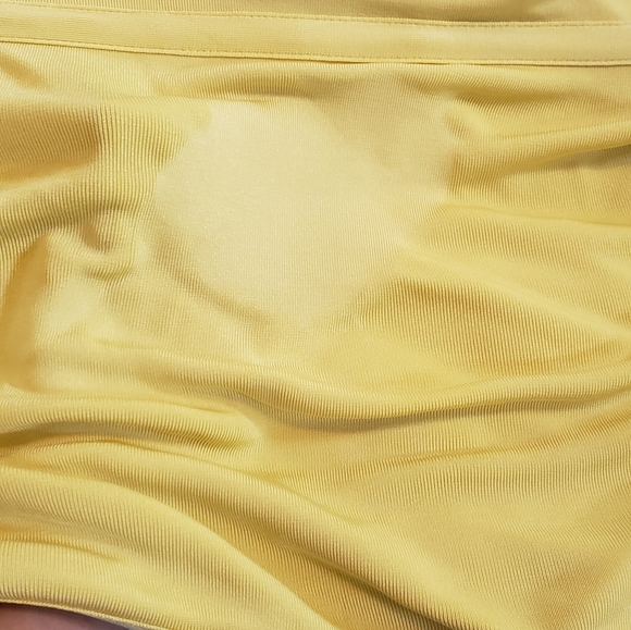 House of CB Nalani Chartreuse Gown - Picture 4 of 6